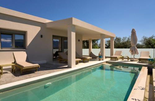 Villa Asimina, A Sensory Escape With Heated Pool by MindYourVilla - Foto 21