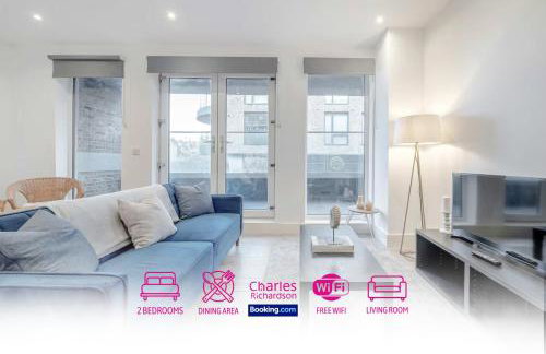 Luxurious 2BR Flat Perfect For Business Relocators By Charles Richardson ltd Short Term Rentals Couldson - Foto 1