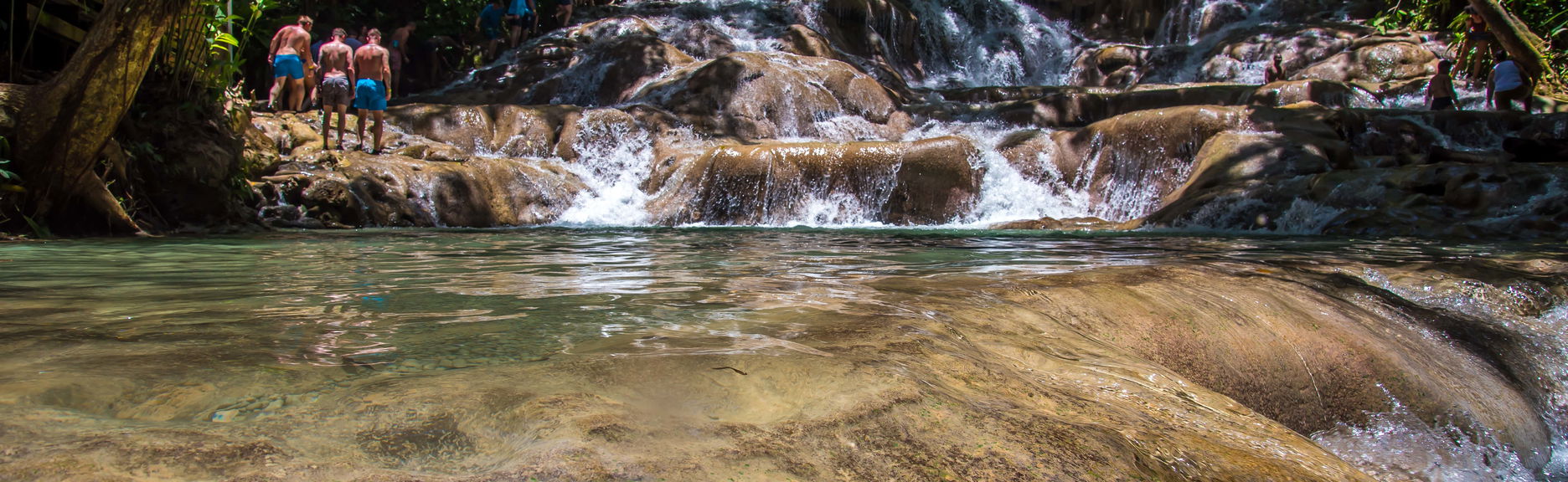 Tour do Bob Marley, cascatas Dunn e Lagoa Luminosa