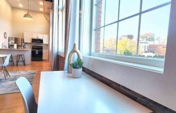 Jennifer's Riverfront Loft State House Views - Foto 27