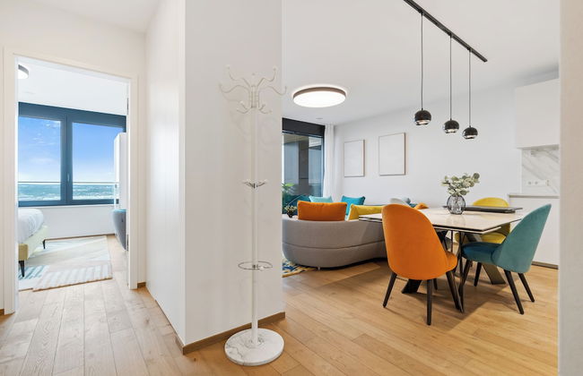 Stylish Luxurious Apt w Pool & Gym ID214 - Foto 1