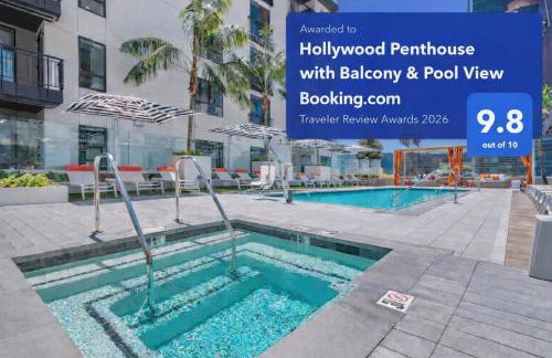 Hollywood Penthouse with Balcony & Pool View - Photo 6