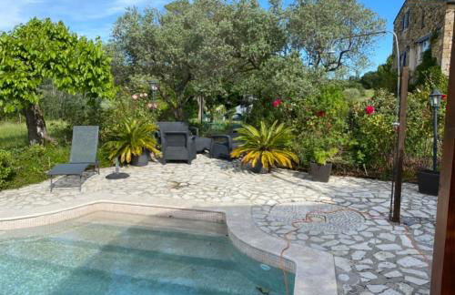 Le Mas du Bueysse - Photo 3