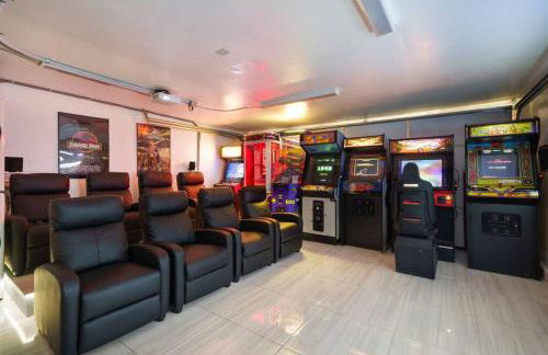 Dino Disneyland by OC Adventure Homes - Foto 32