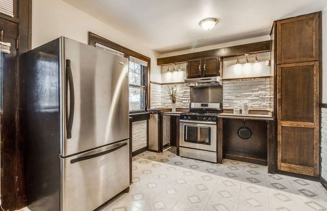 Glamorous Green Beauty in the Heart of University District 15min to Downtown - Foto 17