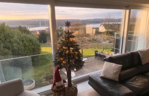 Villa Kaja by Maggie mit Pool, Kamin und traumhaftem Blick auf den Möhnesee - Foto 3