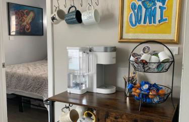 Whole House with Lake and Lift Bridge Overlook for 10 Guests - Foto 37