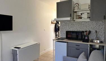 Charmant Studio avec extérieur - Photo 4