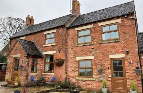 Woodbine Cottage-PART OF ALTON COTTAGES - Foto 4