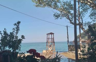 Kamari Beach guest house - Photo 41