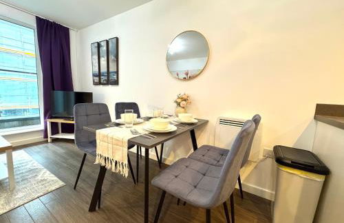 VIPAbodes at The Nankeville Woking - Photo 13