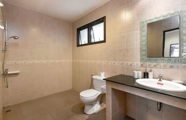 Karon Beach Pool Villa - Foto 68