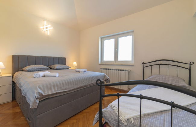 Idyllic Getaway Lovrec Villa With Pool - Foto 6