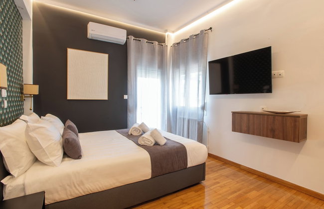 Acropolis Golden View Penthouse - Photo 17
