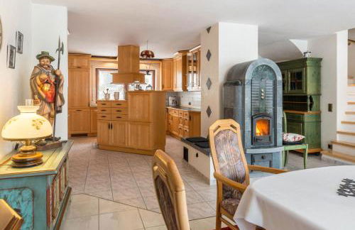 Schwarzwalduhren Nescht Triberg - Foto 12