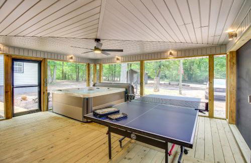 13 Mi to Guntersville Lake Henagar Gem with Hot Tub - Foto 22