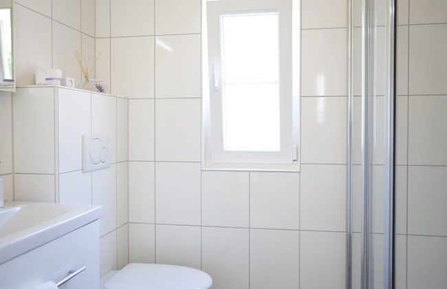 Nice Chalet With Dishwasher - Photo 8