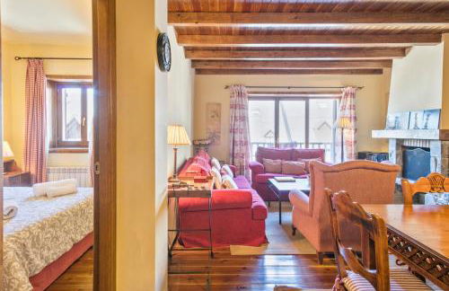 Baqueira Apartamentos Cota 1700 a pie de pistas - Photo 75