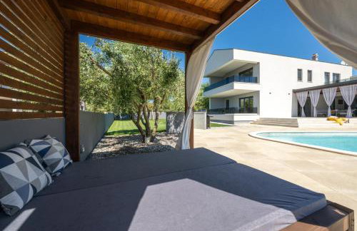 Villa Posidonia near Pula with sea view and surrounded by olive trees - Foto 12