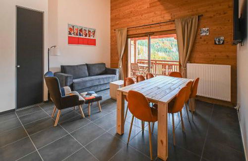 Dans résidence neuve LE SNOW ROC sur les pistes, appartement 8 personnes 2 chambres et coin montagne avec Terrasse WIFI et SAUNA - Photo 7