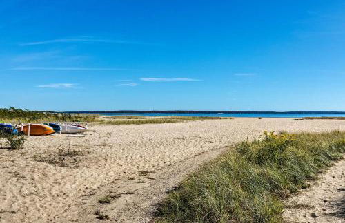 Southold Cottage with Patio and Grill - Walk to Beach! - Foto 24