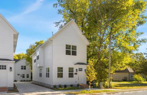 The Pearl-Half mi to Baum Walker Field-2 mi to DT - Foto 2