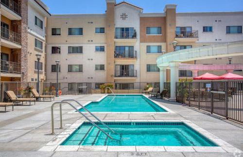 Charming 2BR2BA Home Near Downtown LA And Walkable Amenities - Foto 21