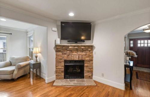 Single Story Fully Fenced Pet Friendly Bungalow in the Arts District - Foto 10