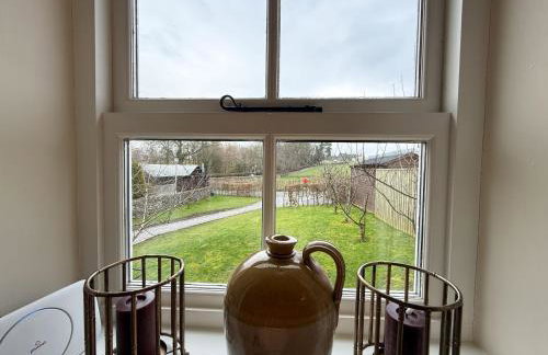 Blacksmiths Cottage a traditional cottage with garden and wood burning stove in Pooley Bridge, Ullwater - Foto 9