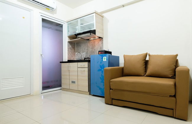 Comfortable 2BR Green Pramuka Apartment - Foto 15