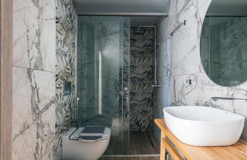 Isla Villas & Suites - Photo 5