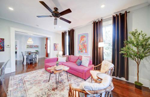 Retro 1BR in Elizabeth with Porch & Eclectic Design - Foto 8