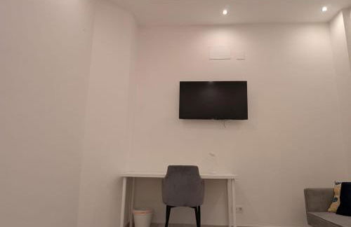 Luxury in Madrid for 10 and Pets - Photo 3