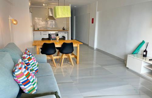 Apt. En la Playa, Wifi rápido y piscina. - Foto 12