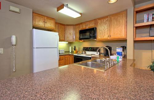 Amazing view, location, ski back trails, sports center, pool Highridge B4 Highridge - Foto 47