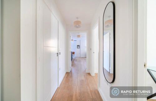 BRAND NEW! Modern & Spacious Serviced Apartments With FREE Parking & Gym by Rapid Returns - Professional Host - Foto 65