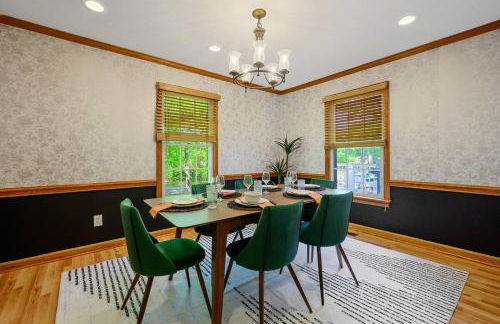 4 Beds ,King Bed, Tvs, Kids essentials, office, Grill, Crib, in Bond park ,PNC Arena - Foto 7