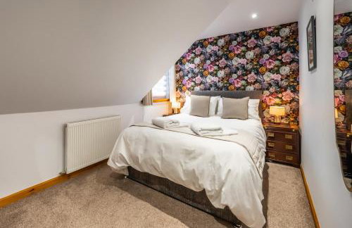 Aldo's Place - Photo 3