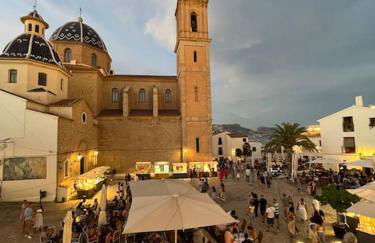 Duplex in residential complex with pool - Photo 46