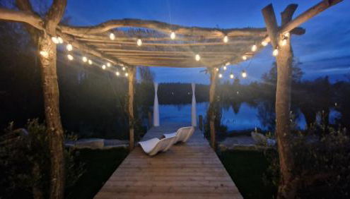 KÄBANE 54, Lodge avec spa au bord de l'eau - Foto 3, Garden, sunbed, Garden view