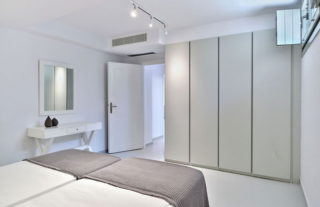 Empire Luxury Villas - Photo 28