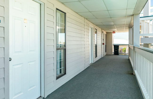 Charming Ocean View Condo - Foto 16