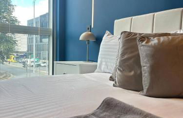 Modern Central Manchester Condo Next To AO Arena - Parking - Local Attractions - Foto 19