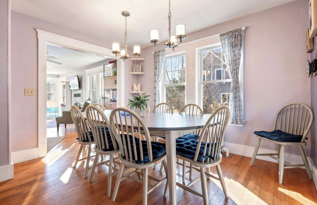 Ogunquit Village 4BR Walk to Beach, Dining & Town Center - Photo 33