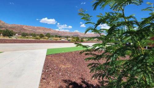 NEW Nook Tiny Home with Deck Firepit Skylights - Foto 5