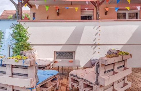 Lovely Home In Geispolsheim With Wifi - Photo 11