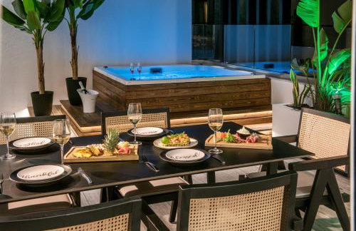 Maison Aqua Suite with Private mini pool jacuzzi - Photo 24