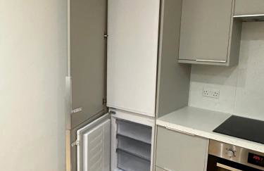 Modern En-Suite Room Recently Renovated - Foto 6