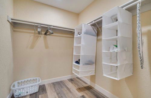 2 Mi to Dtwn Pleasanton Condo with Pool Access - Photo 16