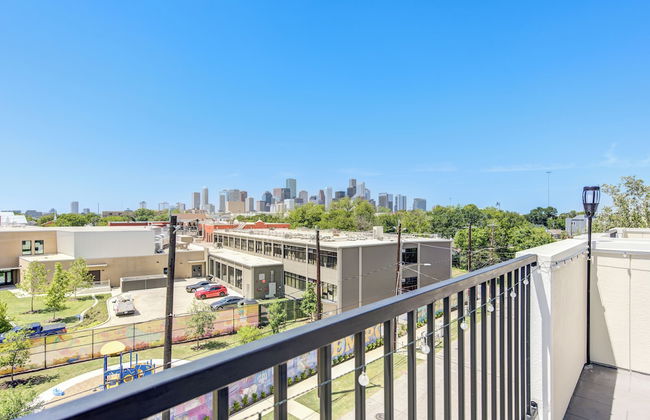 Modern Cozy Home with King Bed - Foto 28